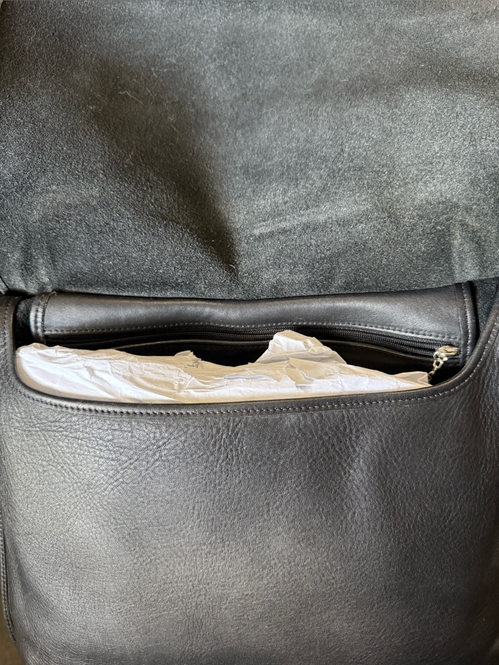 Vintage Coach Hippie Flap - Picture 4 of 4